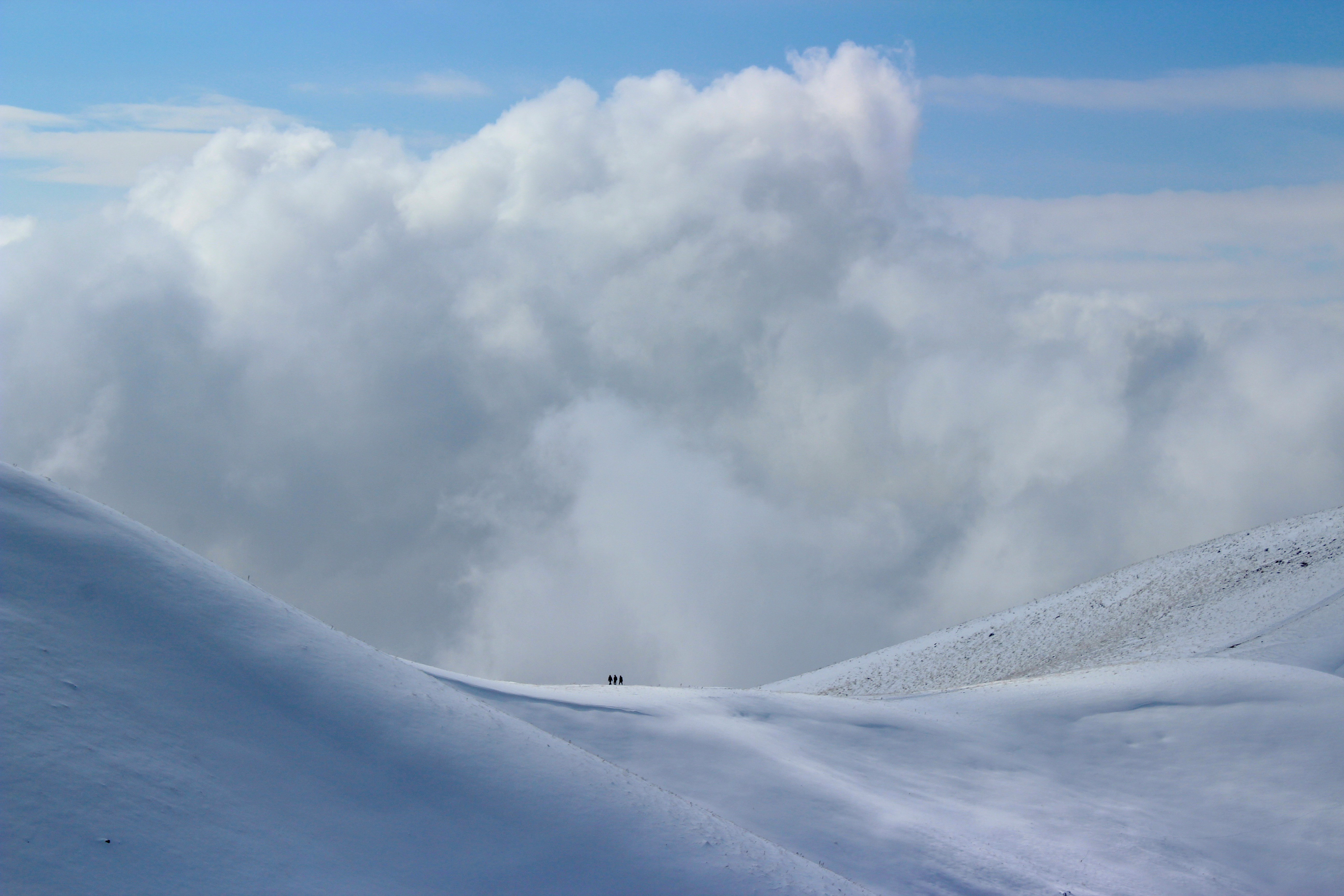 snowy mountain abyss symbolizing commitment in the face of uncertainty
